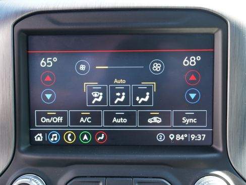 Used 2020 GMC Sierra 3500 Denali w/ Denali Ultimate Package AWD/4WD image 25