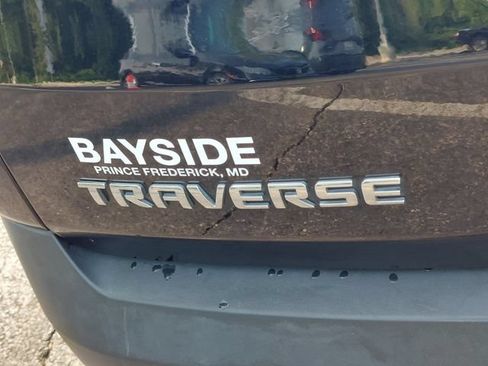 Used 2020 Chevrolet Traverse LT FWD image 38