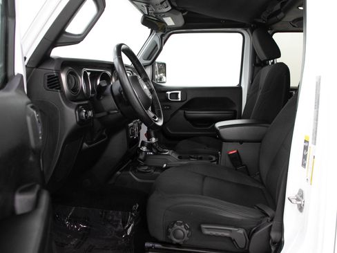 Used 2020 Jeep Wrangler Unlimited Sport AWD/4WD image 22