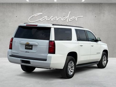 Used 2016 Chevrolet Suburban LT RWD image 16