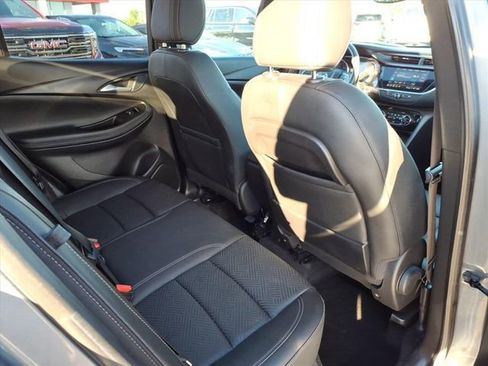 Used 2022 Buick Encore GX Essence w/ Advanced Technology Package FWD image 23
