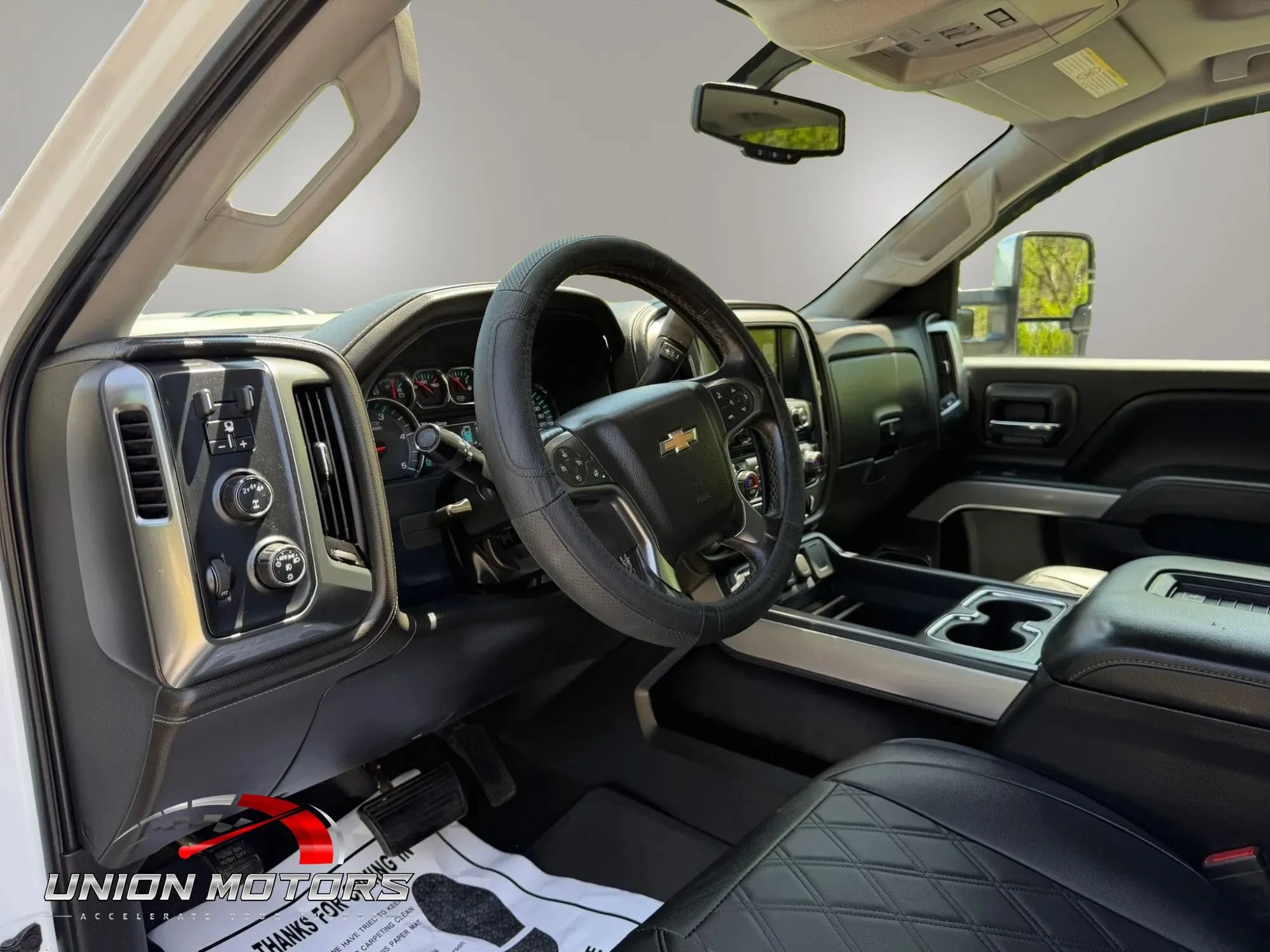 Used 2017 Chevrolet Silverado 2500 LTZ w/ Duramax Plus Package AWD/4WD image 15