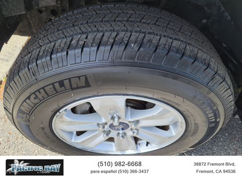 Used 2015 Ford F150 XLT w/ Trailer Tow Package image 22