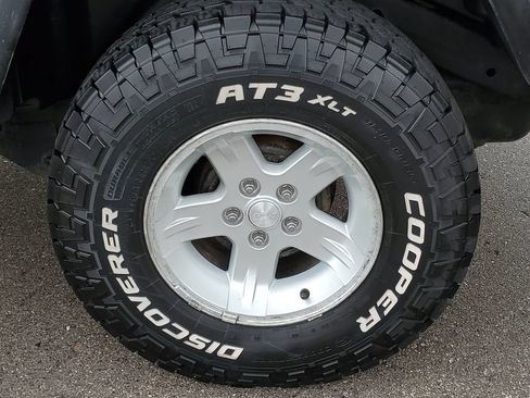 Used 2005 Jeep Wrangler Sport AWD/4WD image 22