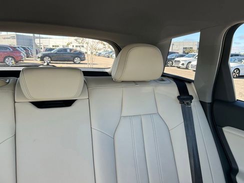 Used 2025 Audi Q6 e-tron Premium w/ Convenience Package RWD image 14