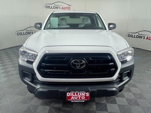Used 2019 Toyota Tacoma SR5 image 10