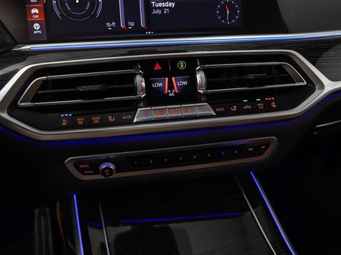 Used 2022 BMW X7 M50i AWD/4WD image 50