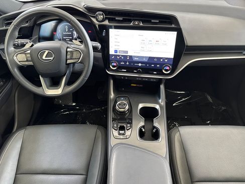 Used 2024 Lexus RZ 300e Premium w/ Technology Package FWD image 17