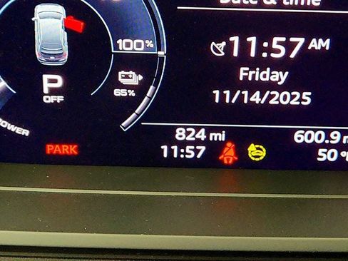 Used 2024 Audi Q4 e-tron Premium Plus w/ Premium Plus image 16