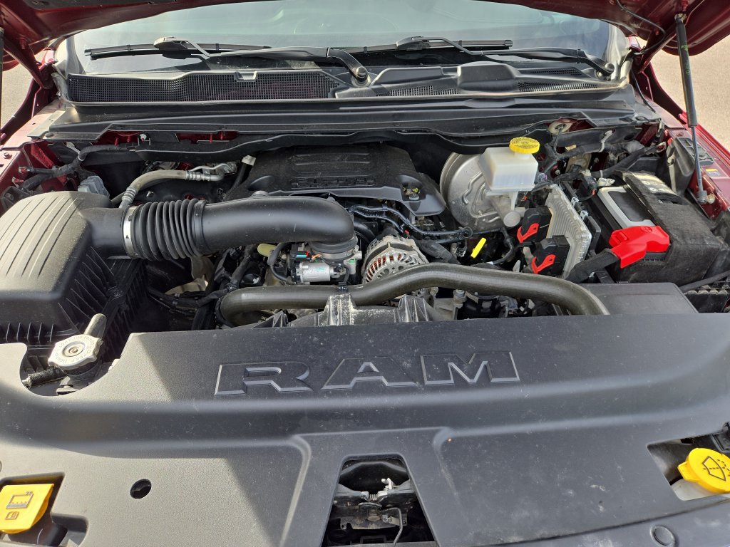 Used 2023 RAM 1500 Laramie AWD/4WD image 28