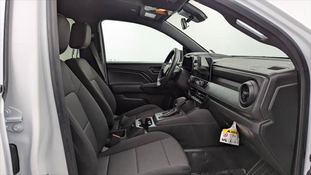 Used 2023 Chevrolet Colorado W/T RWD image 21