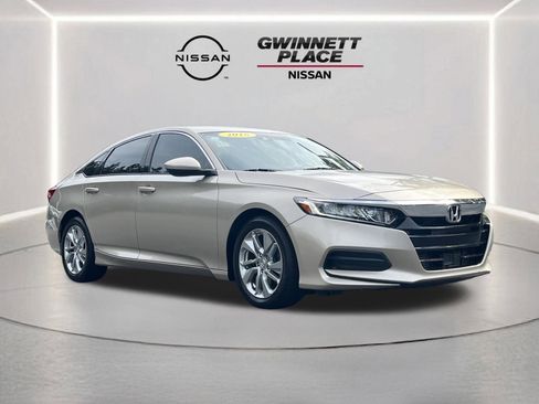 Used 2018 Honda Accord LX image 25