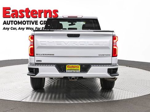 Used 2019 Chevrolet Silverado 1500 Custom w/ Custom Value Package RWD image 6