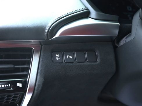 Used 2020 Acura NSX image 16