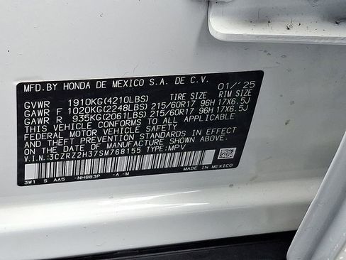 Certified 2025 Honda HR-V LX image 27