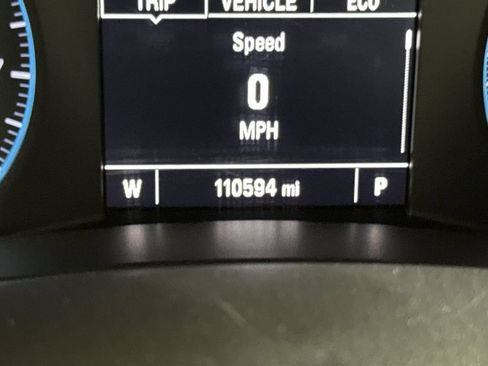 Used 2018 Chevrolet Equinox LT FWD image 13