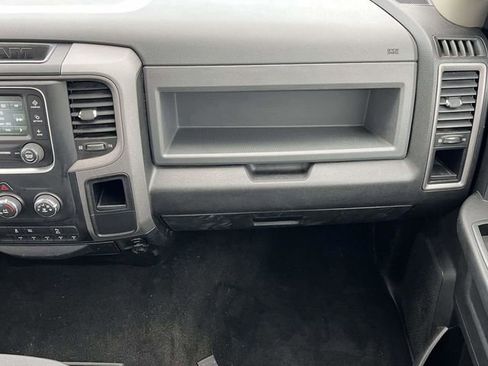 Used 2018 RAM 2500 Tradesman w/ Chrome Appearance Group image 18