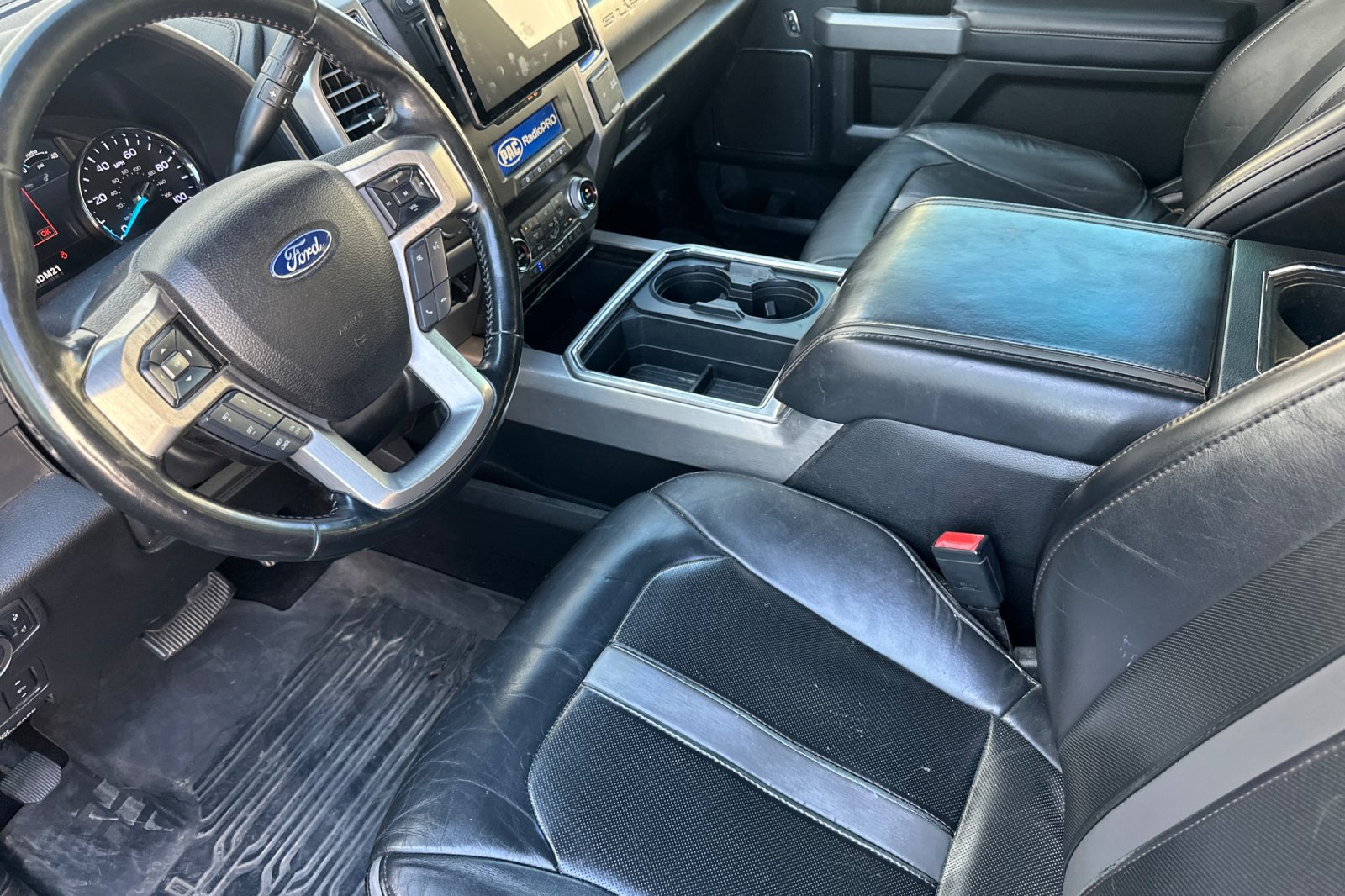 Used 2019 Ford F250 Platinum w/ Platinum Ultimate Package AWD/4WD image 10
