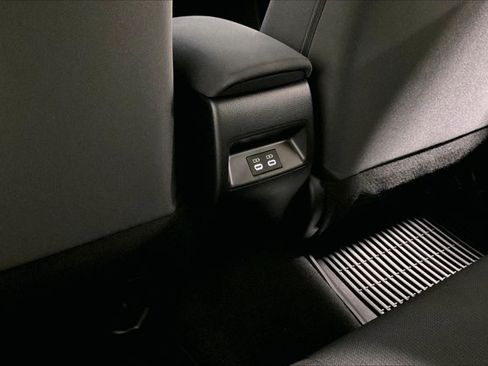 Certified 2026 Toyota Corolla LE FWD image 35