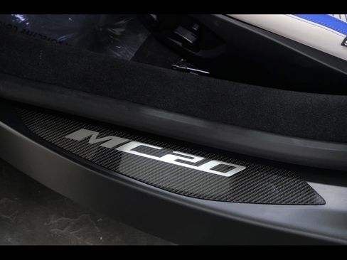 Used 2023 Maserati MC20 Spyder image 29