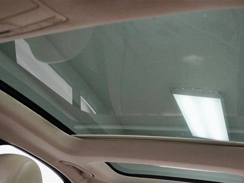 Used 2016 Mercedes-Benz C 300 4MATIC Sedan image 32