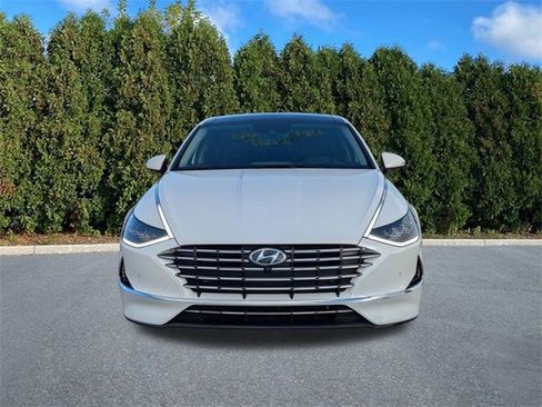 Used 2023 Hyundai Sonata Limited image 2
