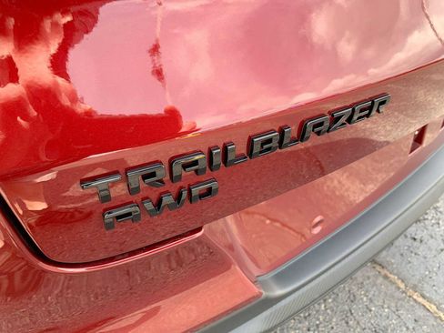Certified 2023 Chevrolet TrailBlazer RS w/ Technology Package image 29