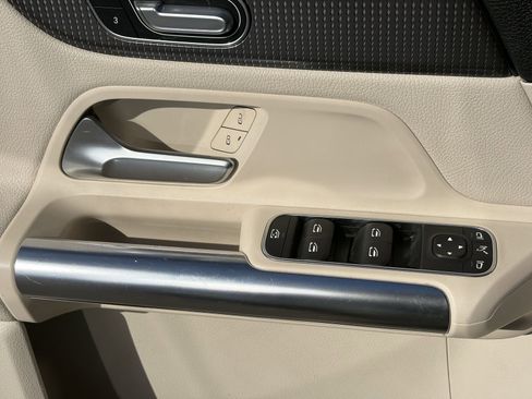 Used 2022 Mercedes-Benz GLA 250 image 23