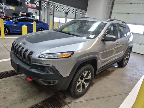 Used 2017 Jeep Cherokee Trailhawk w/ Safetytec Group image 1
