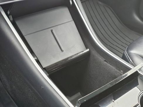 Used 2020 Tesla Model 3 Long Range image 31