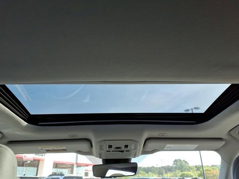 New 2026 Toyota Highlander Limited AWD/4WD image 9