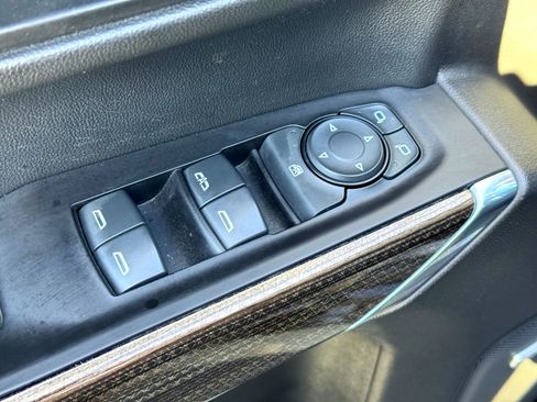 Used 2020 Chevrolet Silverado 1500 LT Trail Boss image 15