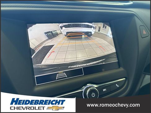 Used 2023 Chevrolet TrailBlazer LT FWD image 22