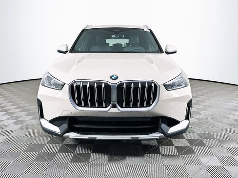 Used 2026 BMW X1 xDrive28i w/ Technology Package AWD/4WD image 3