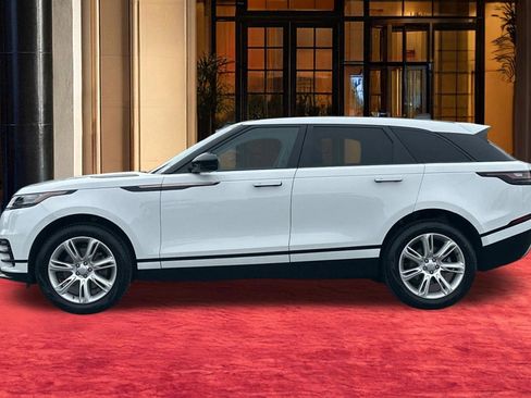 Certified 2022 Land Rover Range Rover Velar R-Dynamic S AWD/4WD image 2