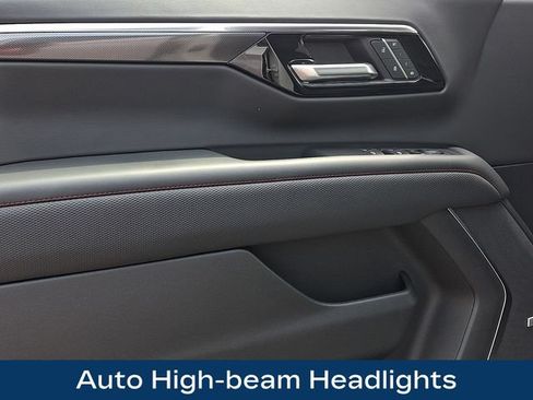 Used 2025 Chevrolet Tahoe RST w/ Comfort Package AWD/4WD image 22