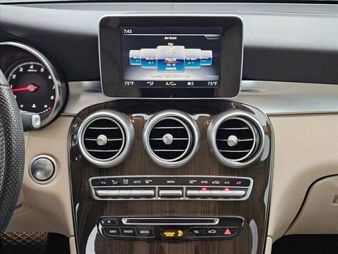 Used 2019 Mercedes-Benz GLC 300 image 13