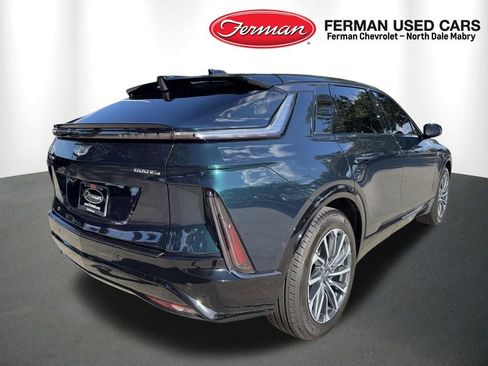 Used 2024 Cadillac Lyriq Sport AWD/4WD image 5