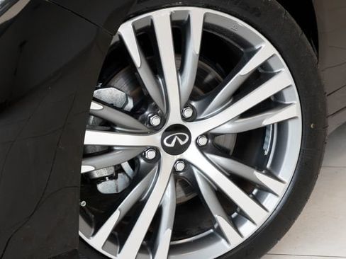 Used 2023 INFINITI Q50 Sensory RWD image 2