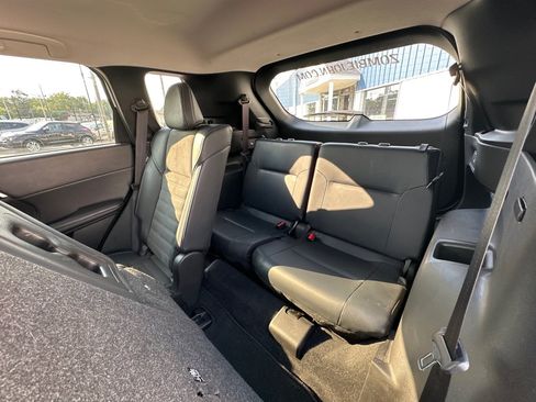 Used 2024 Mitsubishi Outlander SE AWD/4WD image 17