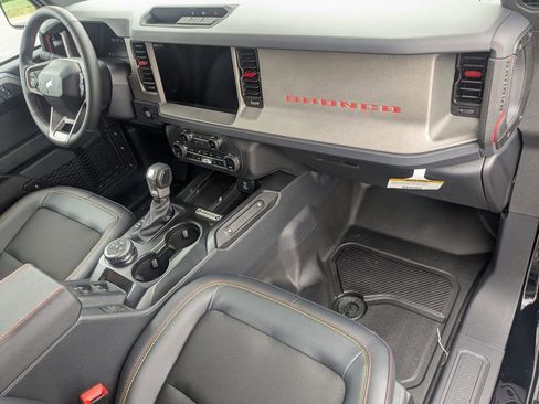 New 2025 Ford Bronco Big Bend w/ Free Wheeling Package image 22