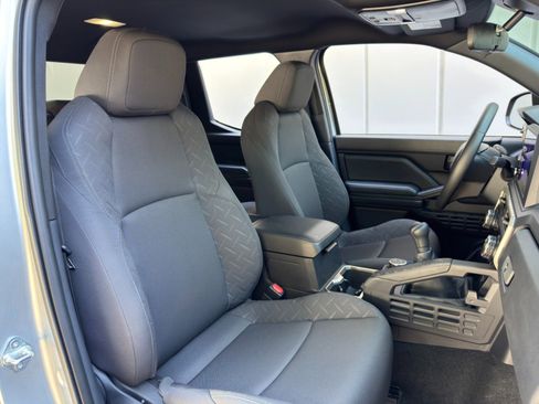 Used 2024 Toyota Tacoma SR image 32