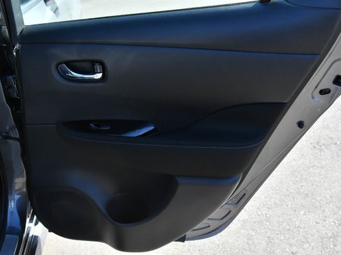 Used 2024 Nissan Leaf SV Plus image 39
