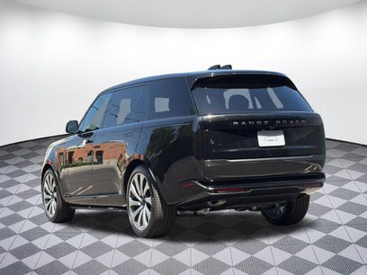 New 2026 Land Rover Range Rover Long Wheelbase SE