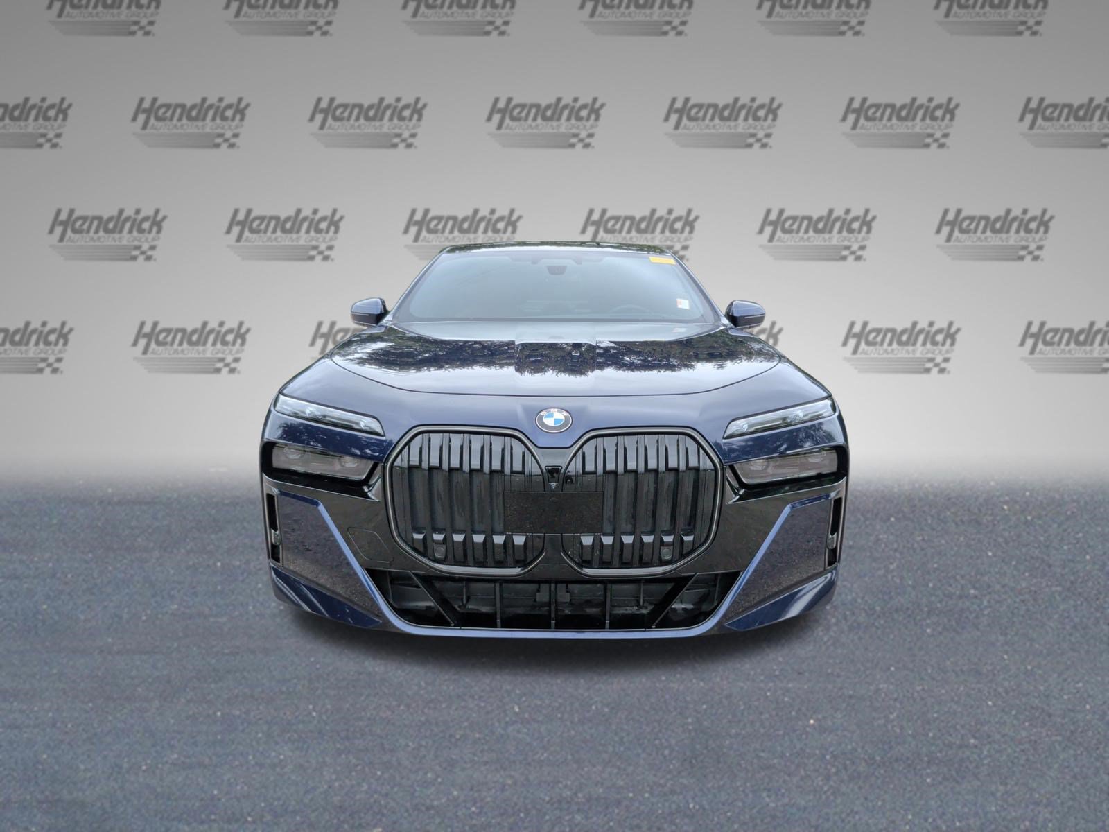 Certified 2024 BMW 760i xDrive w/ Executive Package AWD/4WD image 5