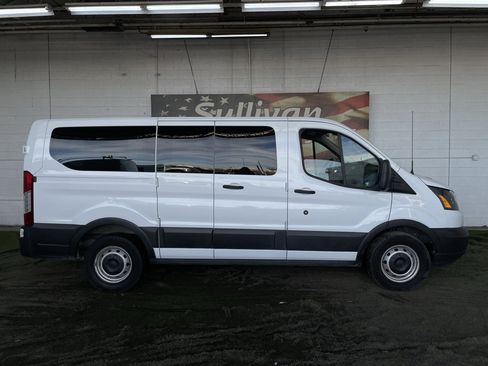 Used 2019 Ford Transit 150 XL image 6