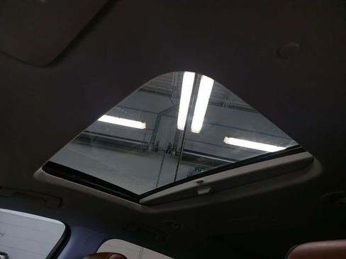 Used 2021 Chevrolet Traverse High Country image 29