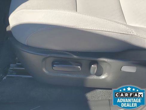 Used 2023 Toyota Tacoma SR5 w/ Technology Package image 29