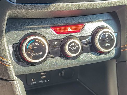 Certified 2021 Subaru Crosstrek 2.0i Premium image 15