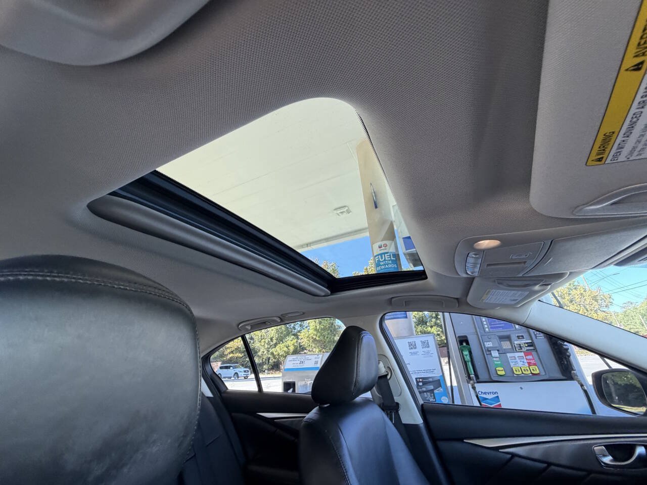 Used 2015 INFINITI Q50 Premium RWD image 18